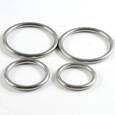 Acciaio inossidabile O anello metallo 20mm 25mm 30mm Usato per borsa da mano o collare per cani ZXD46 Beneficio